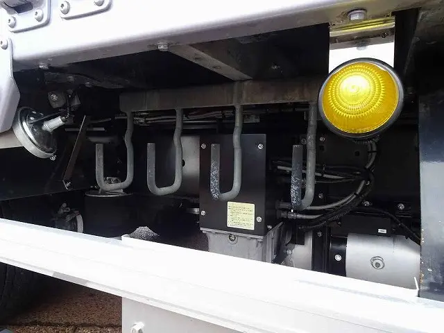 いすゞ ギガ QKG-CYJ77BA(8x4)の写真45