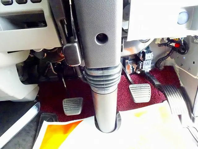 三菱 キャンター 2RG-FBAV0(2WD)の写真15