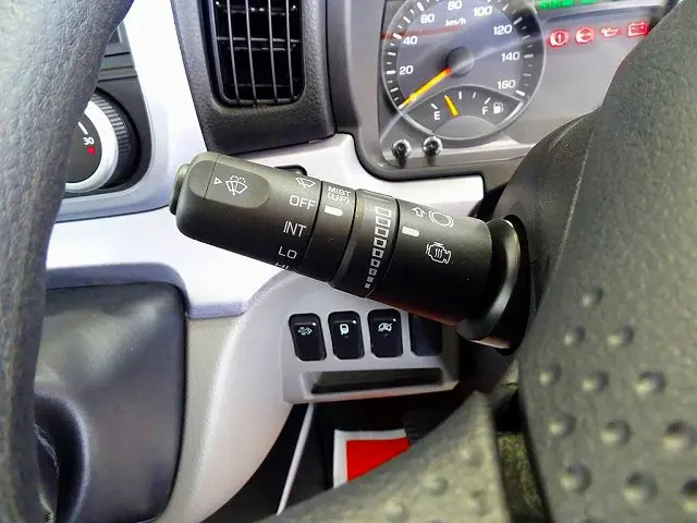 三菱 キャンター 2RG-FBAV0(2WD)の写真17