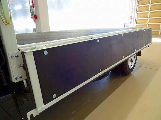 三菱 キャンター 2RG-FBAV0(2WD)の写真26