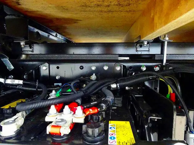 三菱 キャンター 2RG-FBAV0(2WD)の写真33