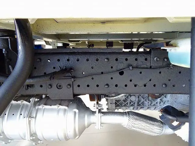 いすゞ エルフ TRG-NLR85AR(2WD)の写真46