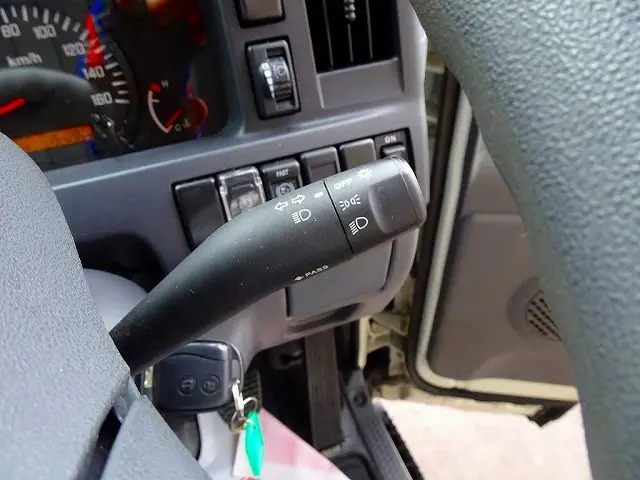 いすゞ エルフ TRG-NHS85A(4WD)の写真17