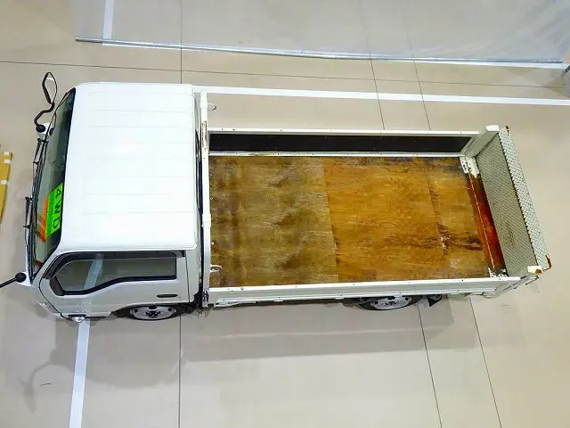 いすゞ エルフ TRG-NHS85A(4WD)の写真22