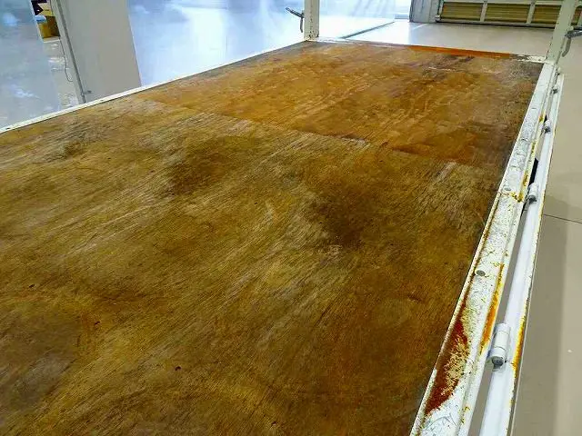 いすゞ エルフ TRG-NHS85A(4WD)の写真28