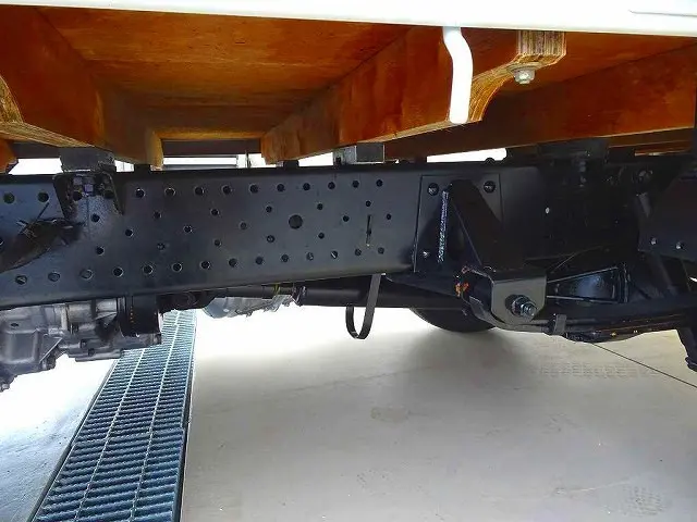 いすゞ エルフ TRG-NHS85A(4WD)の写真39