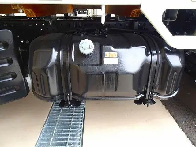 いすゞ エルフ TRG-NHS85A(4WD)の写真42