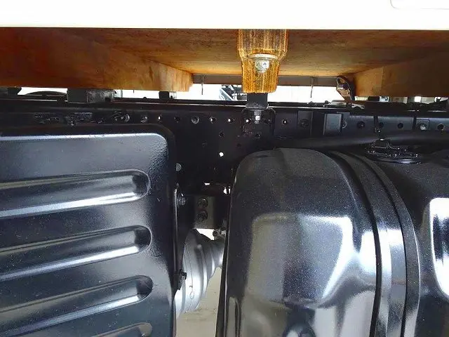 いすゞ エルフ TRG-NHS85A(4WD)の写真43