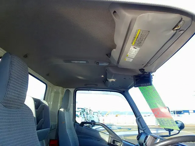 バックモニター 室内LED灯|日野 デュトロ TKG-XZU710M(2WD)の写真14