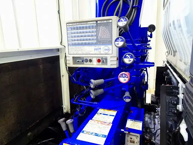 タダノ6段 2.6t吊り TM-ZR266 H13年製 ラジコン/フックイン/リアジャッキ付 ※令和 7年 1月クレーン年次点検済|日野 デュトロ TKG-XZU710M(2WD)の写真31