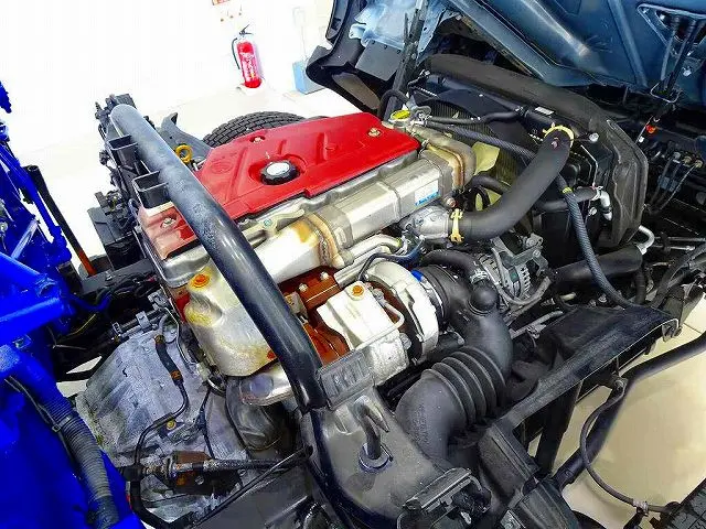 エンジンルーム|日野 デュトロ TKG-XZU710M(2WD)の写真38