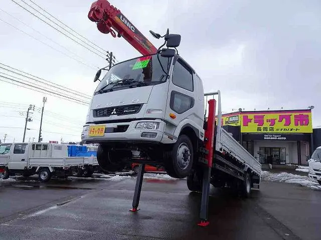 お問合せ管理No.E338　R5 ファイター 7.4t 増トン 標準ベッド付 ユニック4段セルフクレーン付 240ps 未使用車|三菱 ファイター 2KG-FK62FZ(2WD)の写真1
