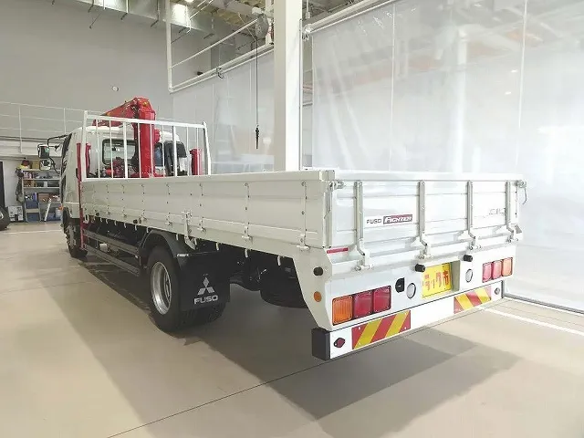 お問合せ管理No.E338 R5 ファイター 7.4t 増トン 標準ベッド付 ユニック4段セルフクレーン付 240ps 未使用車|三菱 ファイター 2KG-FK62FZ(2WD)の写真4