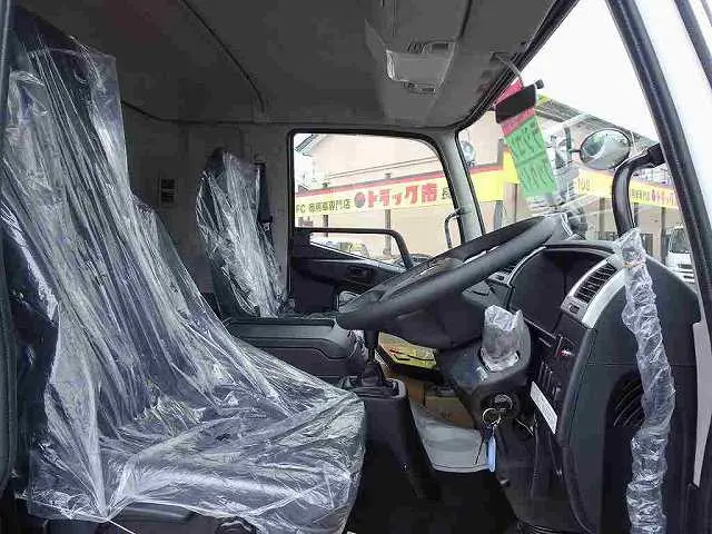 三菱 ファイター 2KG-FK62FZ(2WD)の写真10