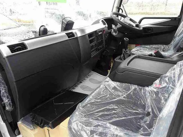 三菱 ファイター 2KG-FK62FZ(2WD)の写真8