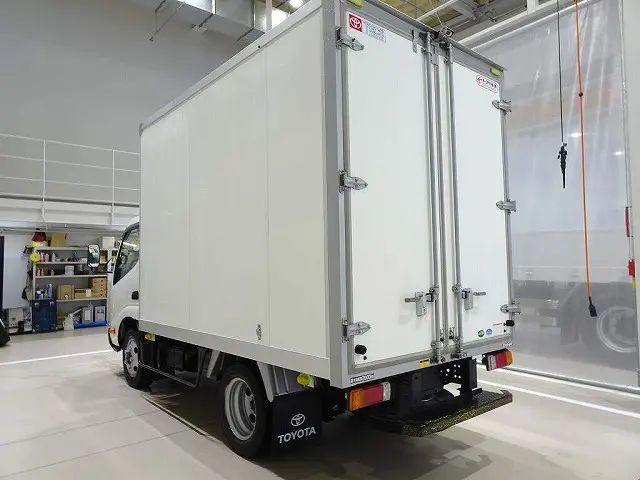 お問合せ管理No.F231 H31 ダイナ 2t 4WD(切替式) FJL 標準 パネルバン|トヨタ ダイナ TKG-XZU675(4WD)の写真4