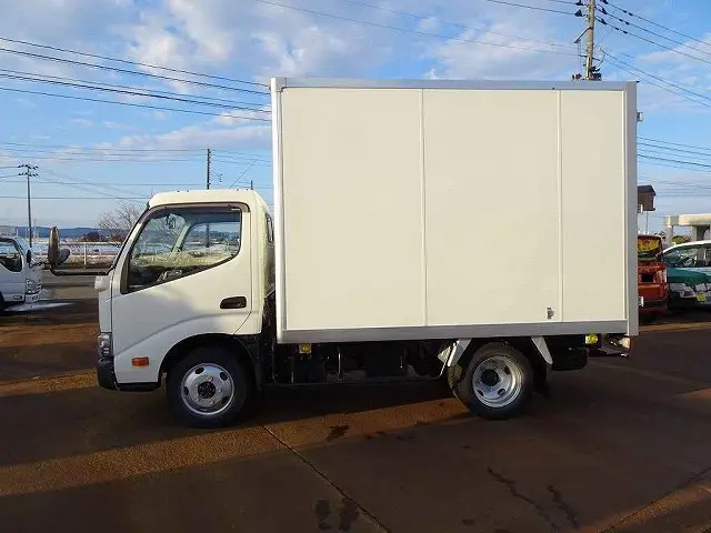 トヨタ ダイナ TKG-XZU675(4WD)の写真26