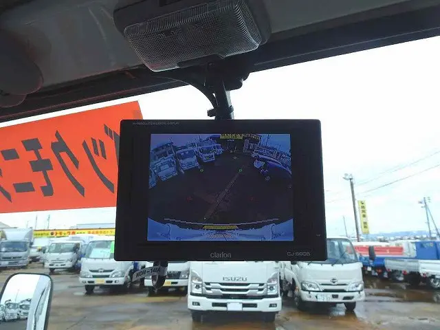 バックモニター|いすゞ エルフ TRG-NJR85A(2WD)の写真13