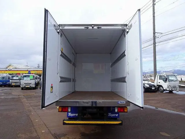 いすゞ エルフ TRG-NJR85A(2WD)の写真19