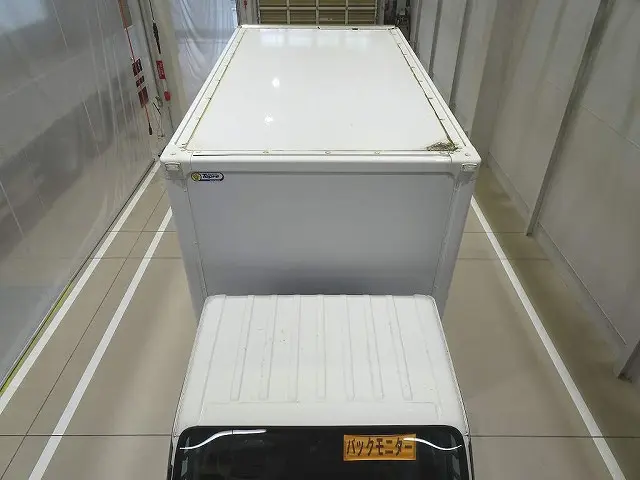 いすゞ エルフ TRG-NJR85A(2WD)の写真37