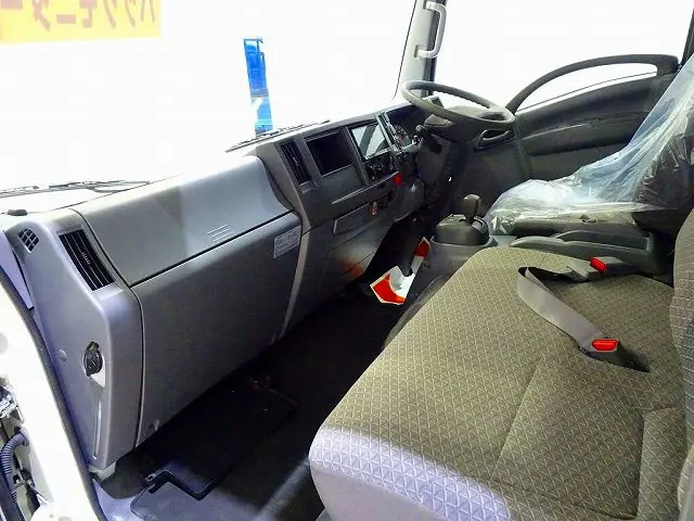 いすゞ エルフ TPG-NPS85AN(4WD)の写真7