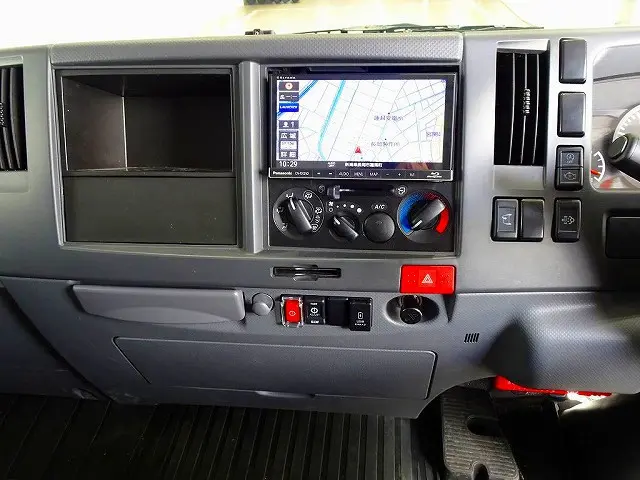 いすゞ エルフ TPG-NPS85AN(4WD)の写真10