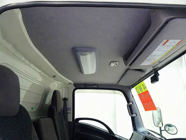 いすゞ エルフ TPG-NPS85AN(4WD)の写真18