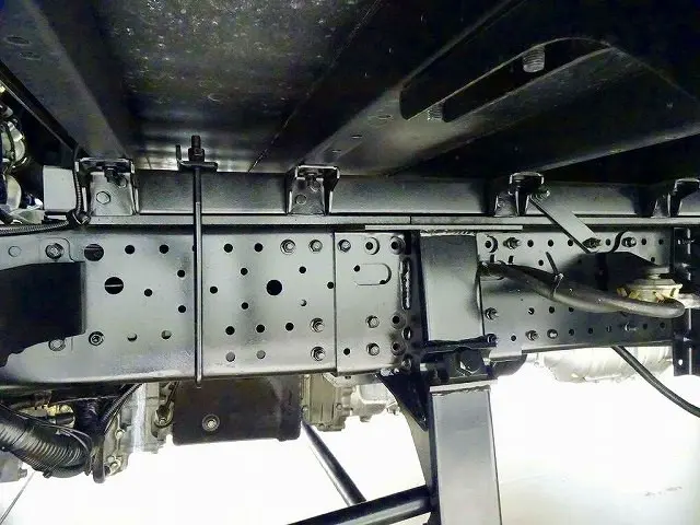 いすゞ エルフ TPG-NPS85AN(4WD)の写真39