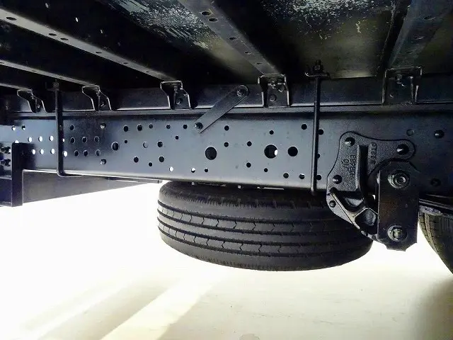 いすゞ エルフ TPG-NPS85AN(4WD)の写真47