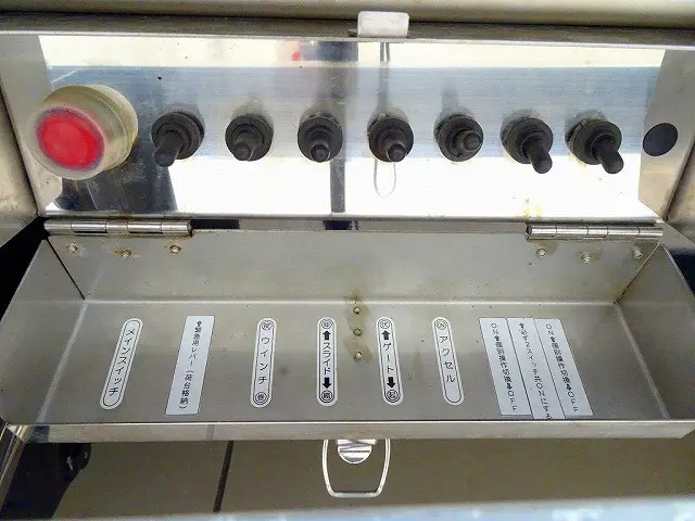 いすゞ ギガ 2PG-CYH77C(8x4)の写真41