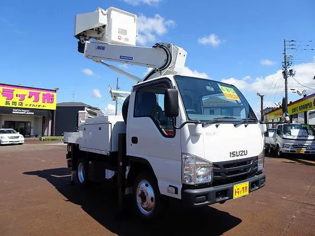 いすゞ エルフ TPG-NKS85AN(4WD)の写真34