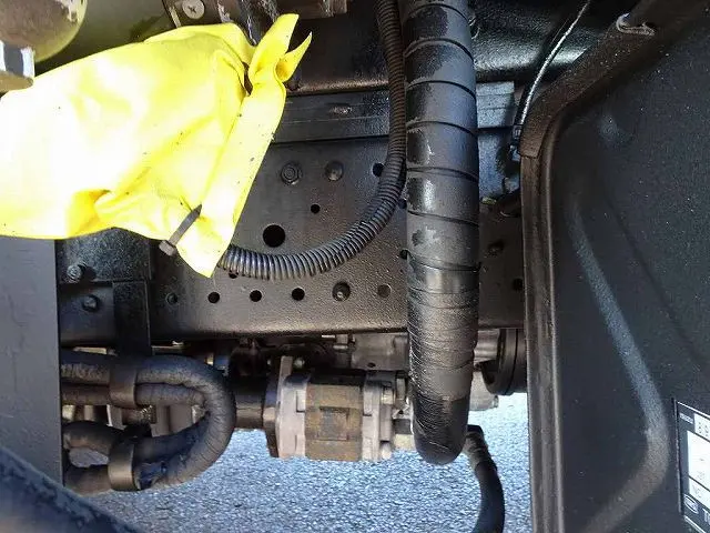 いすゞ エルフ TPG-NKS85AN(4WD)の写真41