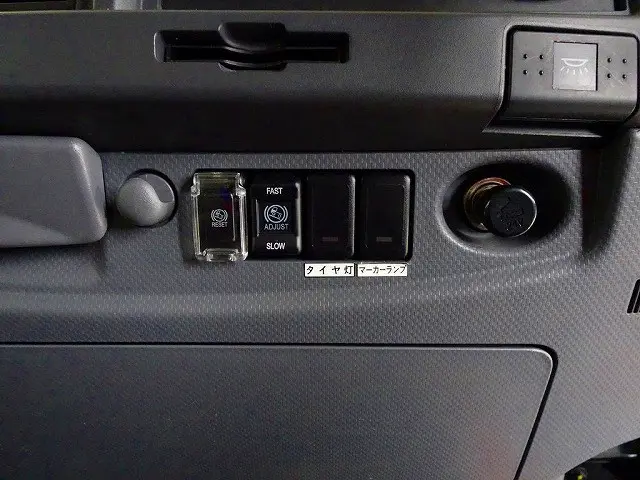 いすゞ フォワード TKG-FRR90S2(2WD)の写真12