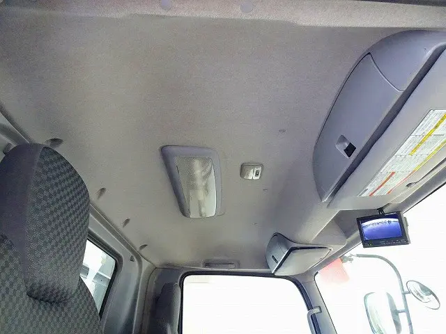 いすゞ フォワード TKG-FRR90S2(2WD)の写真15