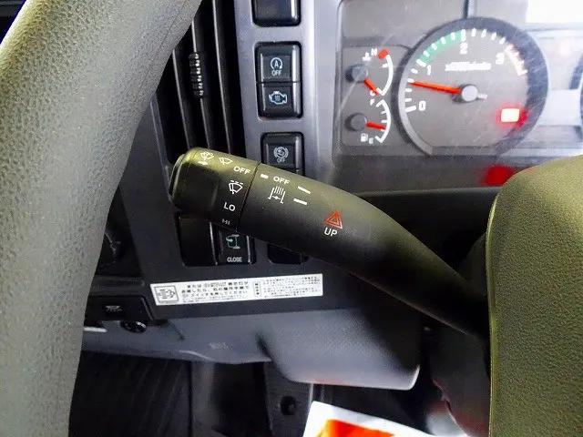 いすゞ フォワード TKG-FRR90S2(2WD)の写真19