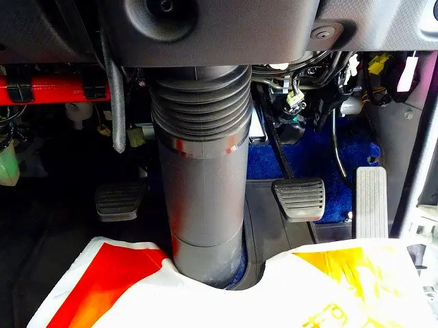 いすゞ エルフ 2RG-NKR88A(2WD)の写真15