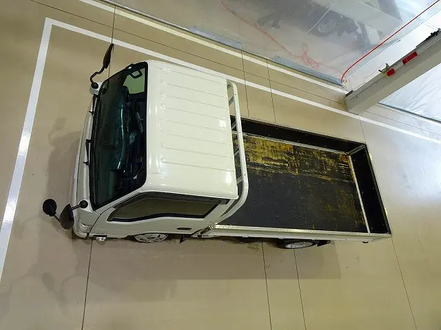 ☆ルームクリーニング&外装仕上げ済み☆|いすゞ エルフ 2RG-NKR88A(2WD)の写真29