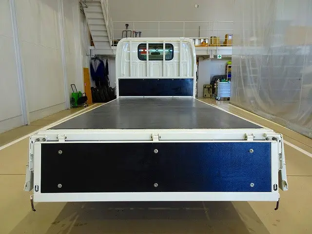 荷台内寸：311×161×38　三方開　床鉄板張り　リアアオリチェーン2個|いすゞ エルフ TPG-NJR85A(2WD)の写真27