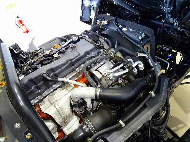 エンジンルーム|トヨタ ダイナ LDF-KDY281(4WD)の写真30