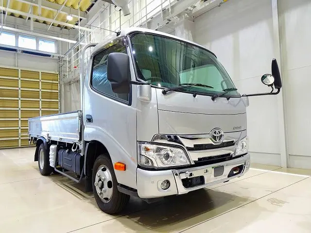 トヨタ ダイナ 2KG-XZC645(2WD)の写真2