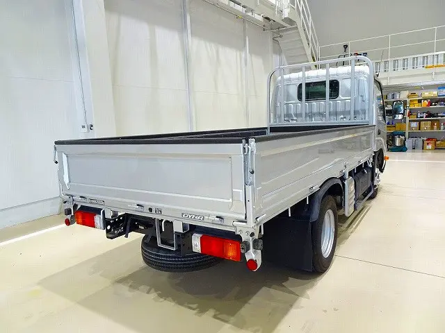 トヨタ ダイナ 2KG-XZC645(2WD)の写真3
