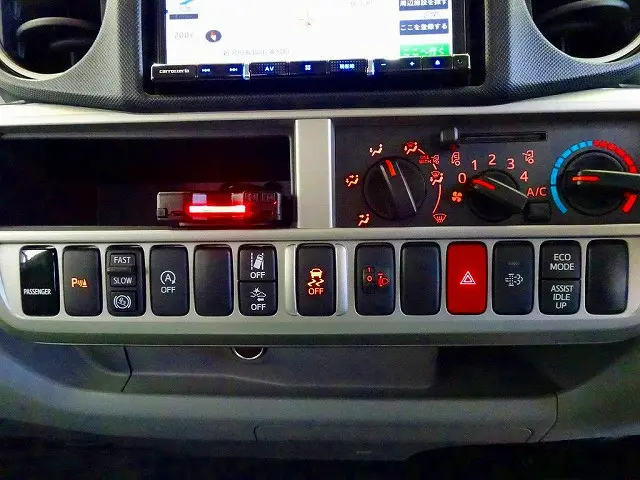 トヨタ ダイナ 2KG-XZC645(2WD)の写真11