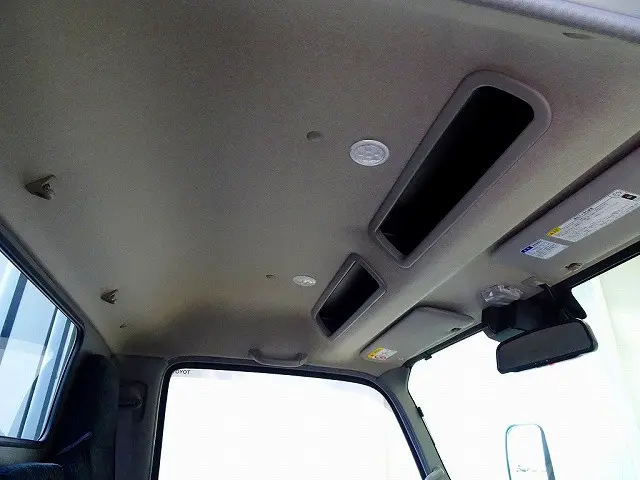 トヨタ ダイナ 2KG-XZC645(2WD)の写真15