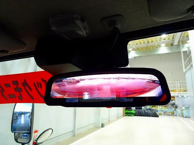 ルームミラー式バックモニター|トヨタ ダイナ 2KG-XZC645(2WD)の写真15