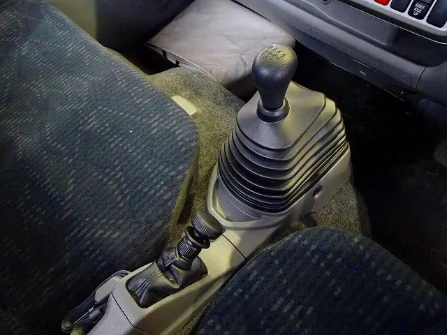 トヨタ ダイナ 2KG-XZC645(2WD)の写真16