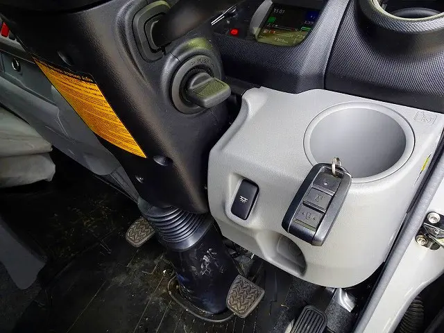 トヨタ ダイナ 2KG-XZC645(2WD)の写真19