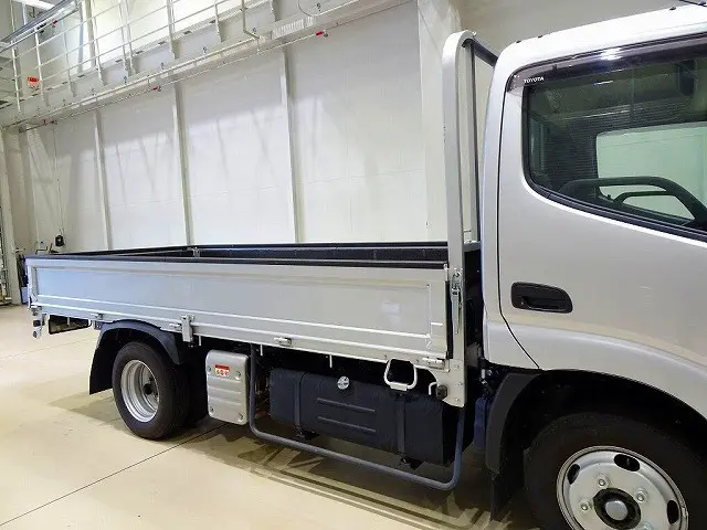 トヨタ ダイナ 2KG-XZC645(2WD)の写真23