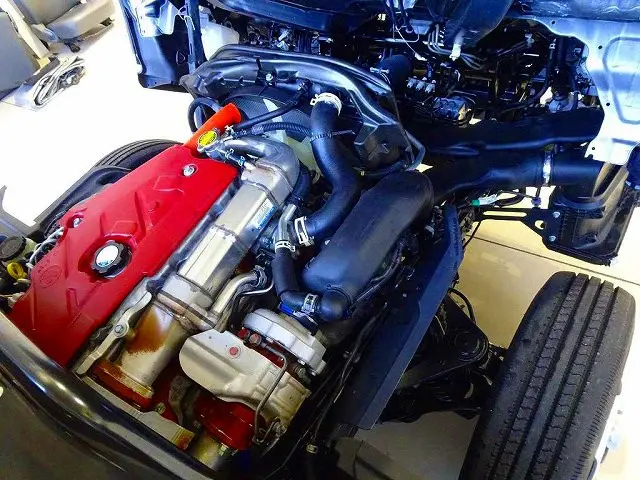 エンジンルーム|トヨタ ダイナ 2KG-XZC645(2WD)の写真36