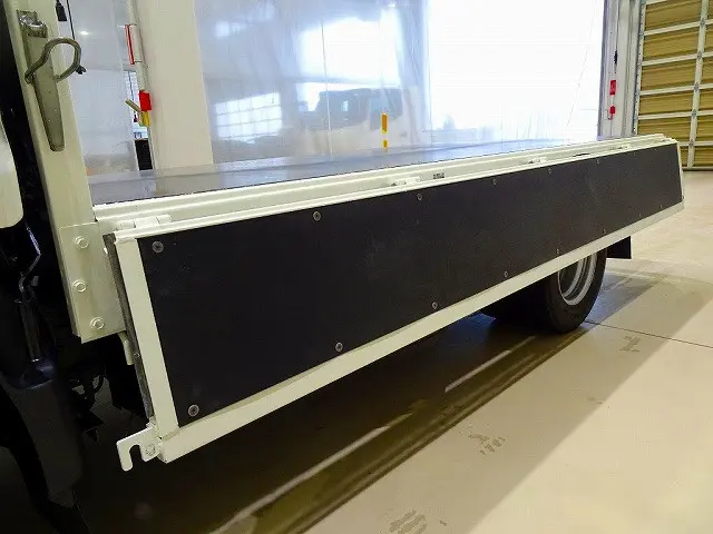 荷台内寸:311×161×38 三方開 床鉄板張り リアアオリチェーン2個|日野 デュトロ TPG-XZU605M(2WD)の写真26