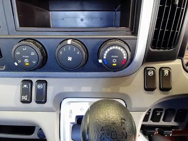 三菱 キャンター 2PG-FGA50(4WD)の写真11